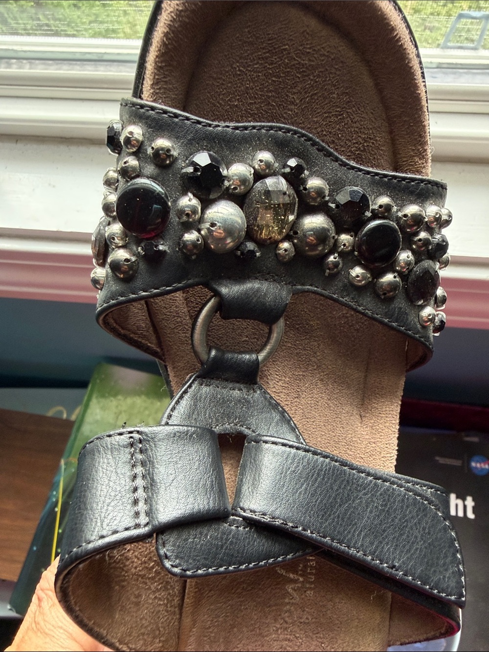 Brand new women Naturalizer sandals
